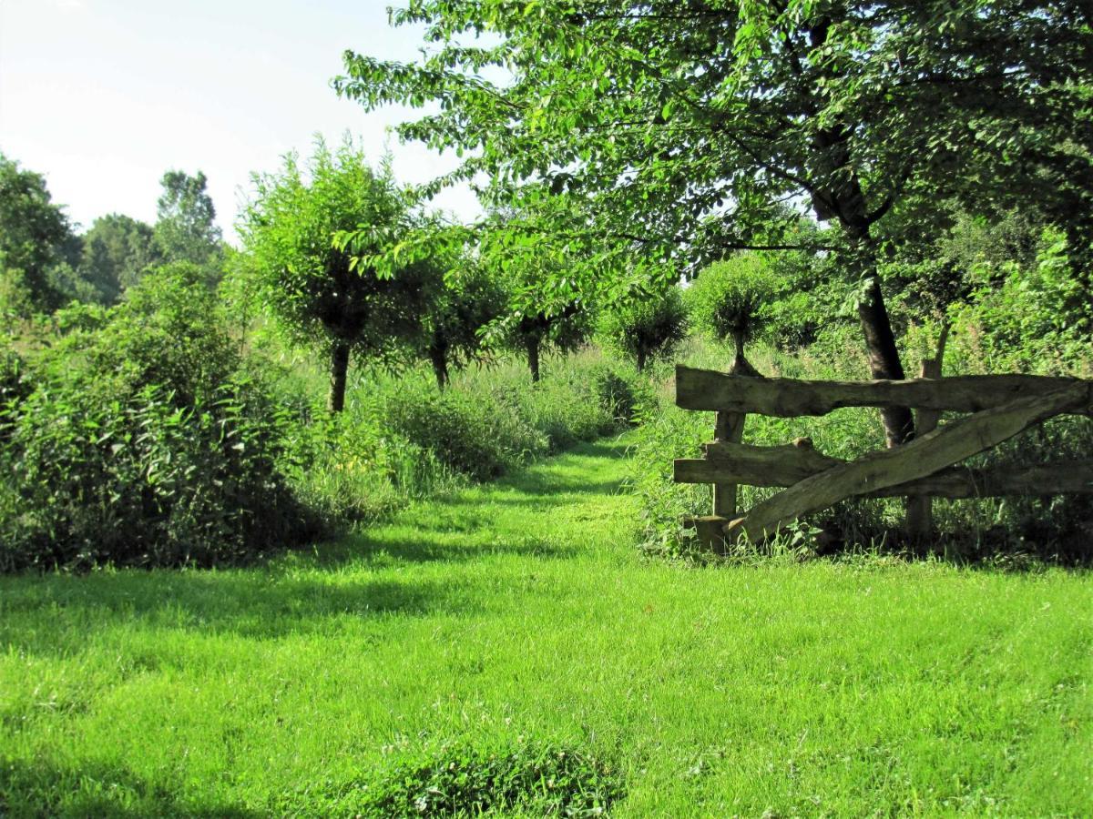 Gaestezimmer Im Engelshof, 61224 Moormerland Esterno foto